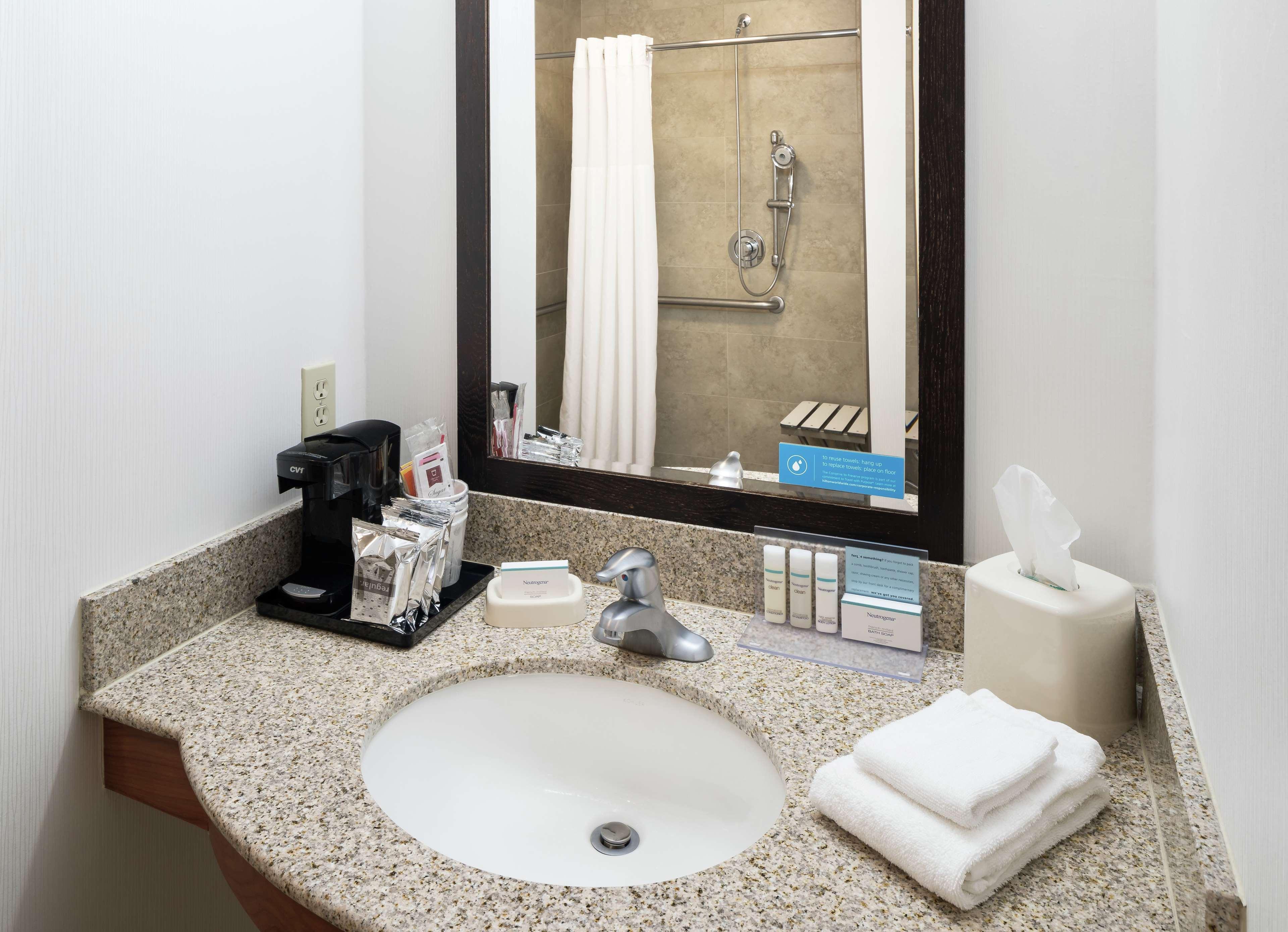 Hampton Inn & Suites Clovis Airport North Екстер'єр фото
