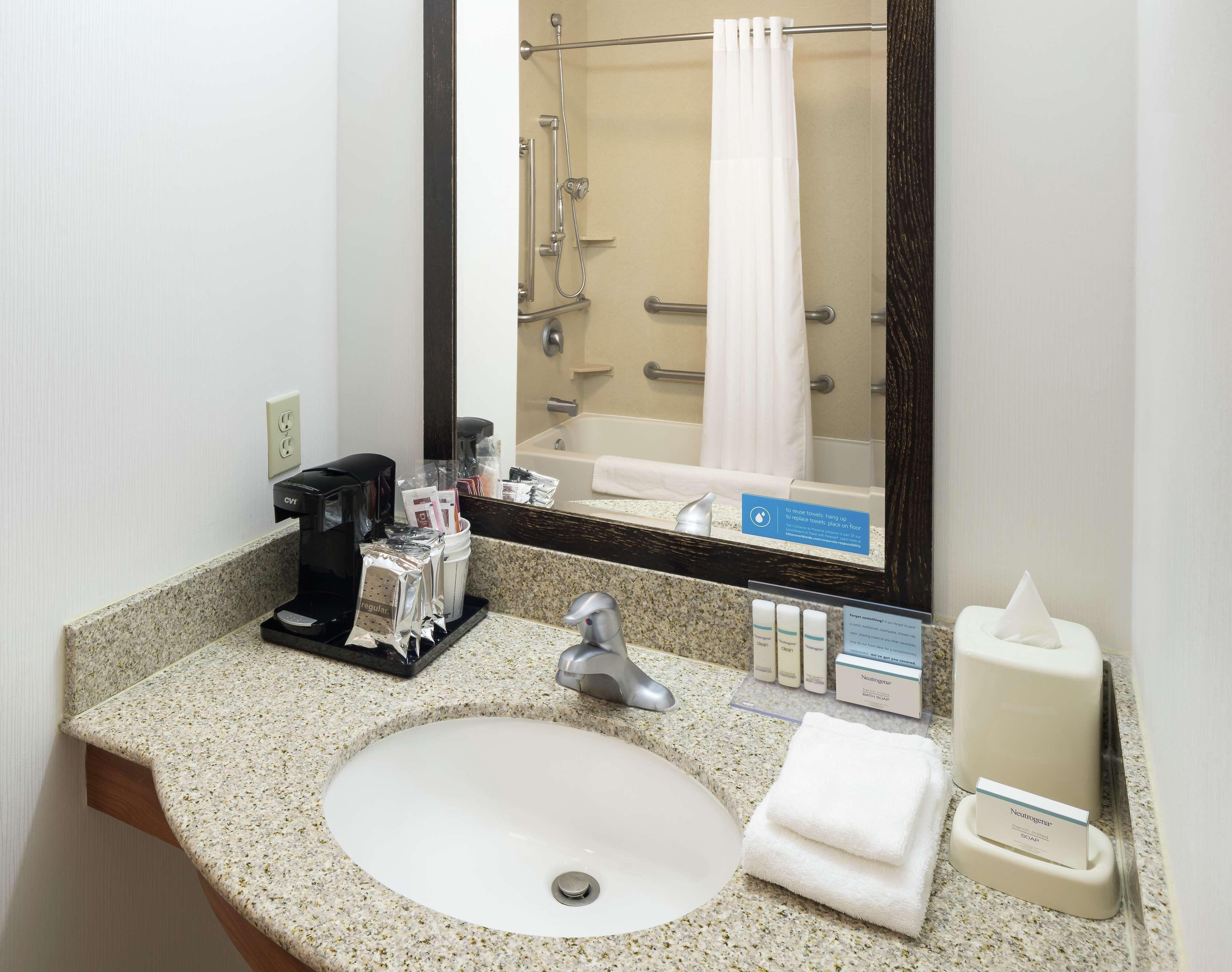 Hampton Inn & Suites Clovis Airport North Екстер'єр фото