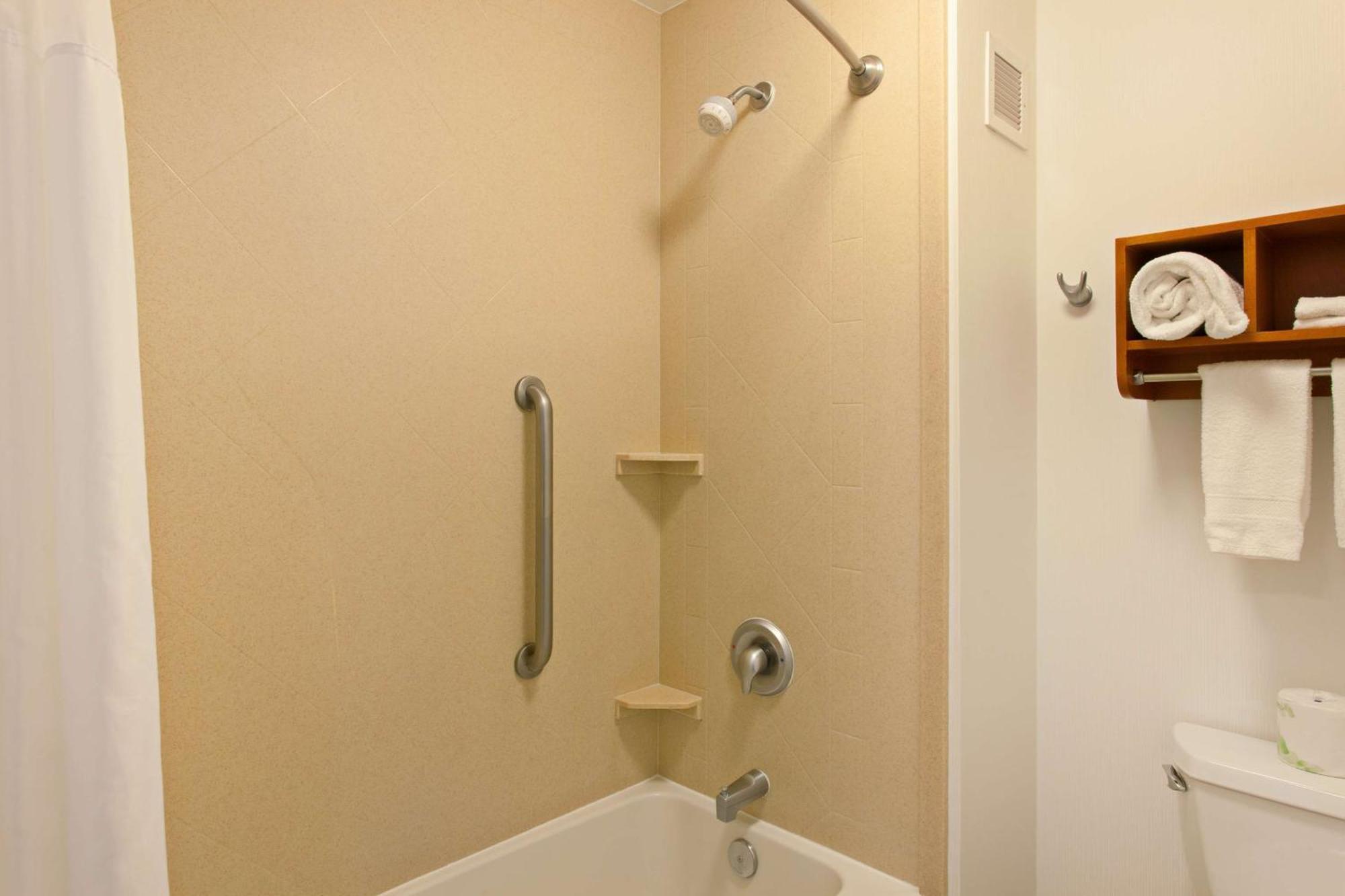 Hampton Inn & Suites Clovis Airport North Екстер'єр фото