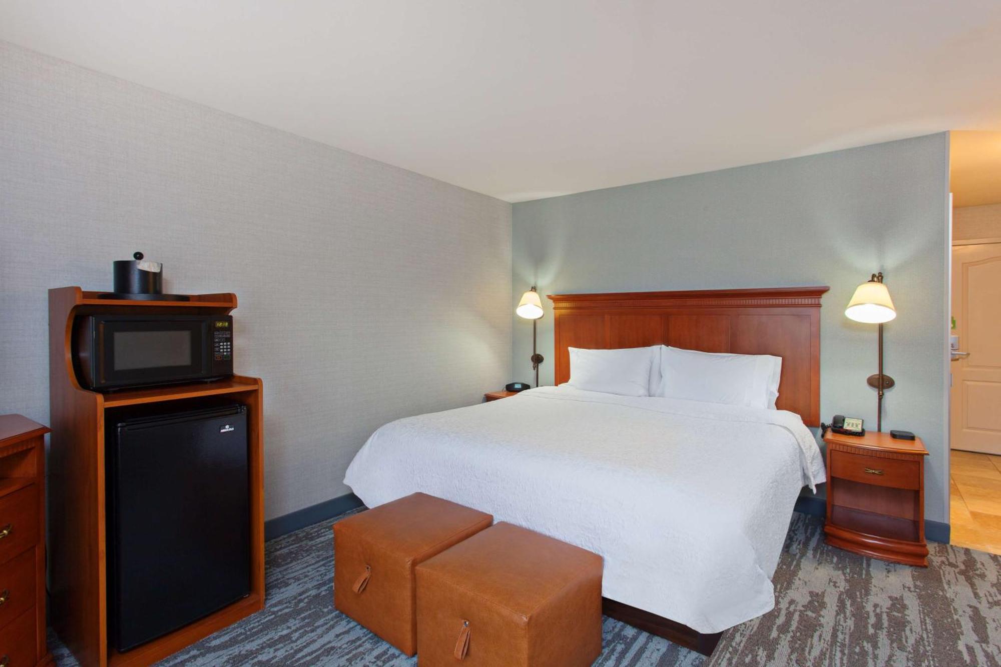 Hampton Inn & Suites Clovis Airport North Екстер'єр фото