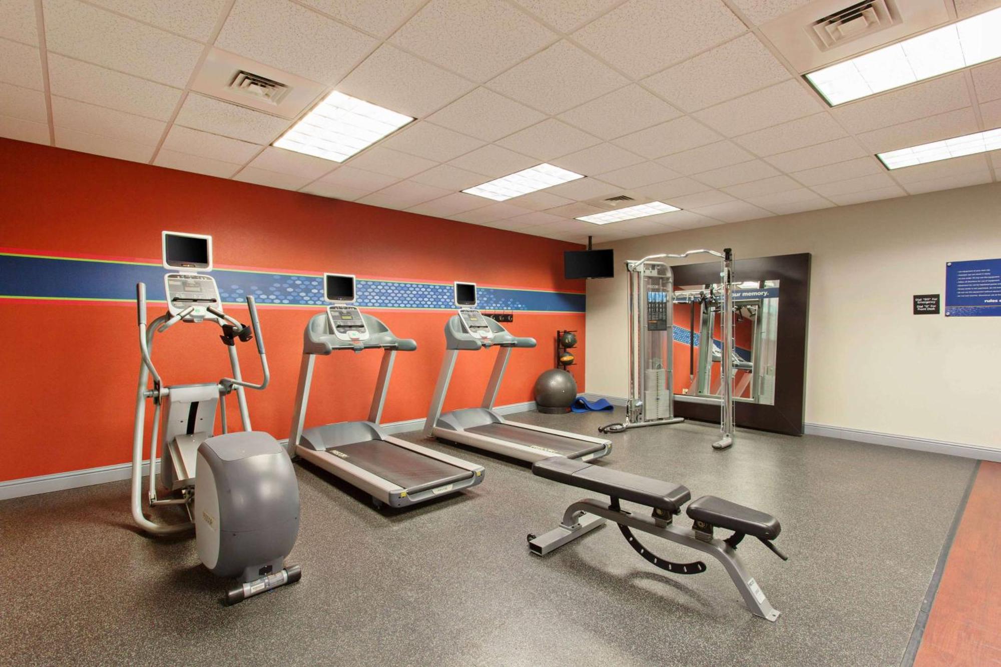 Hampton Inn & Suites Clovis Airport North Екстер'єр фото