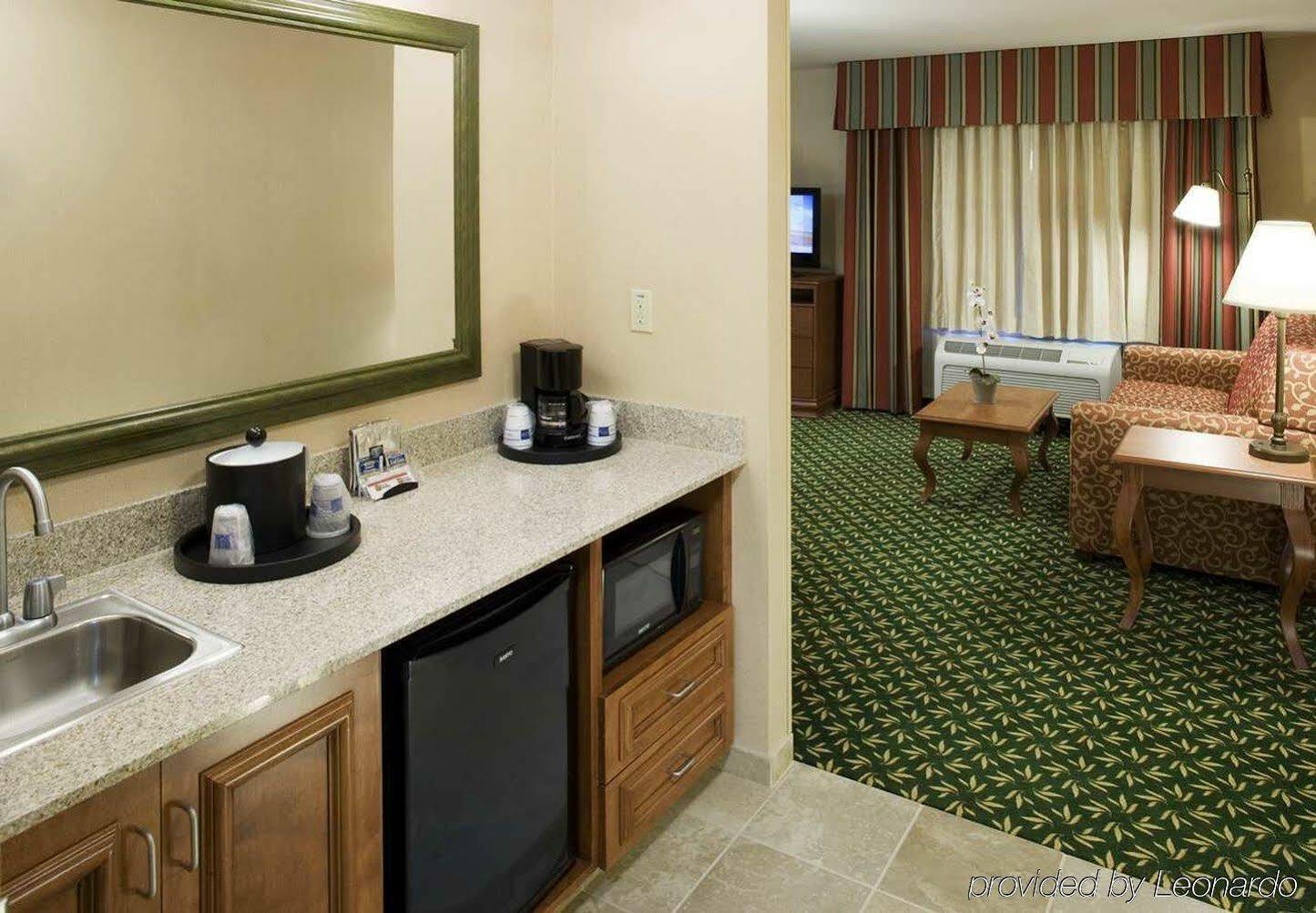 Hampton Inn & Suites Clovis Airport North Екстер'єр фото